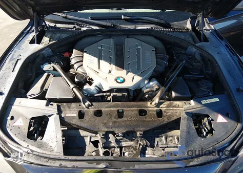 2009 BMW 750Li from USA, damaged, VIN WBAKB83559CY62132